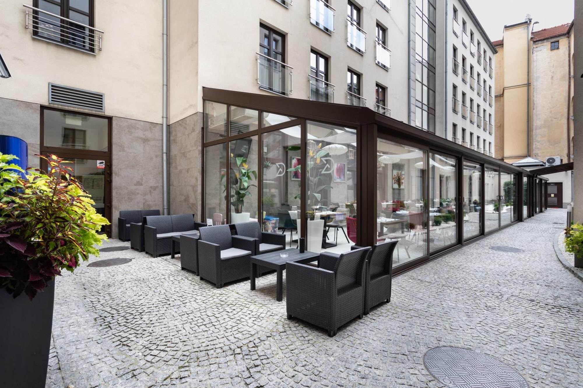 Golden Tulip Krakow City Center — Photos 1